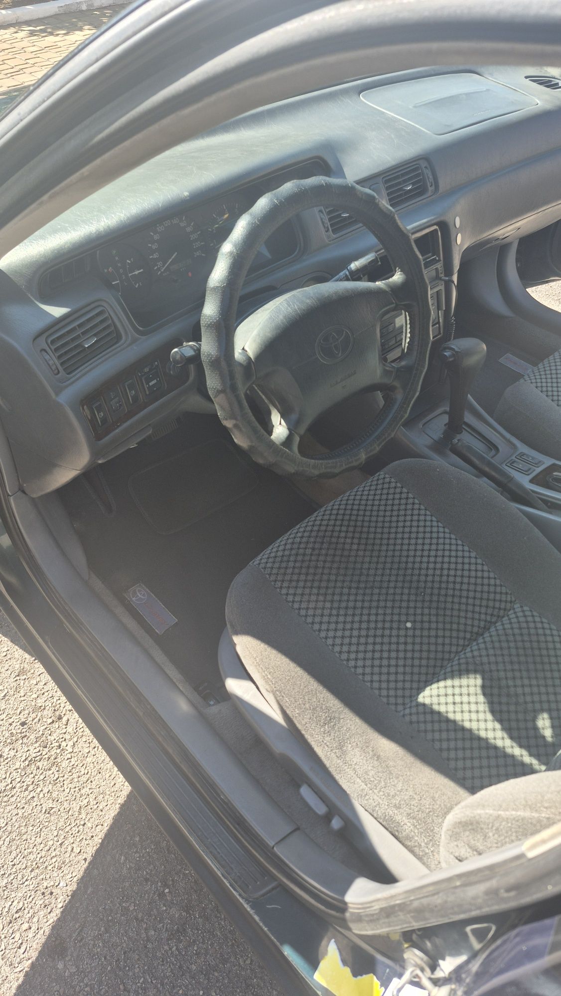 Продам Camry XV20 3л V6 автомат климат 4й газ