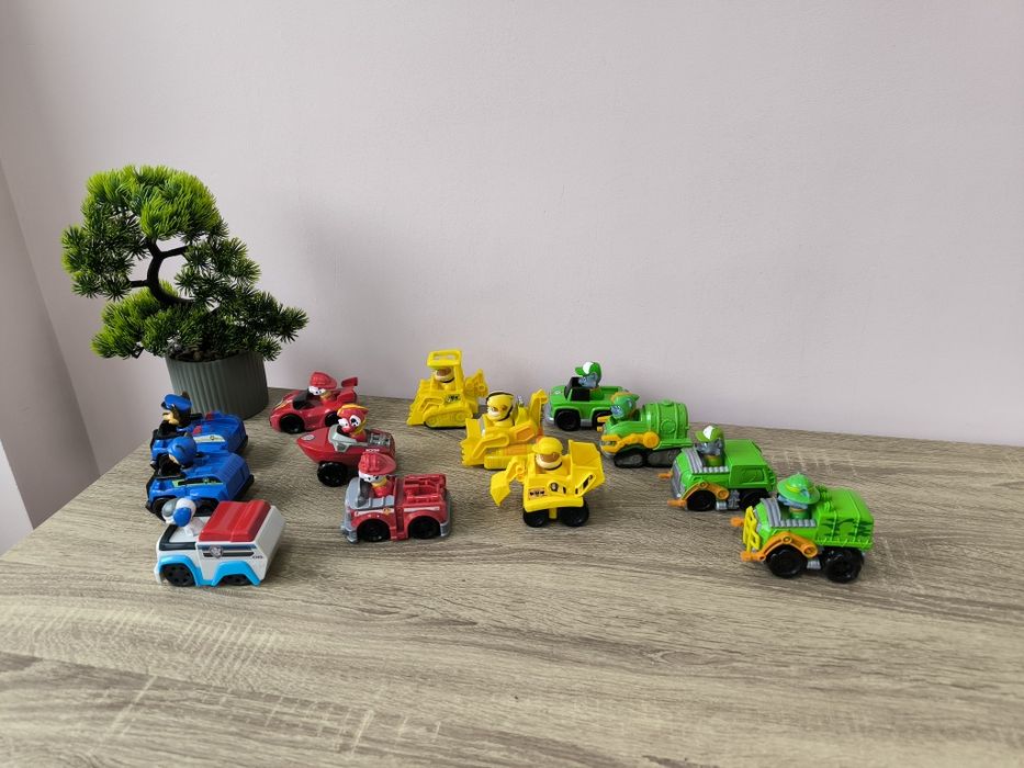 Щенячий патруль машинки герої