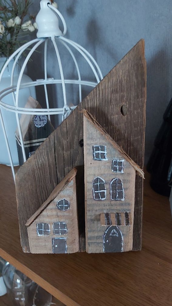 Dom domek drewniany