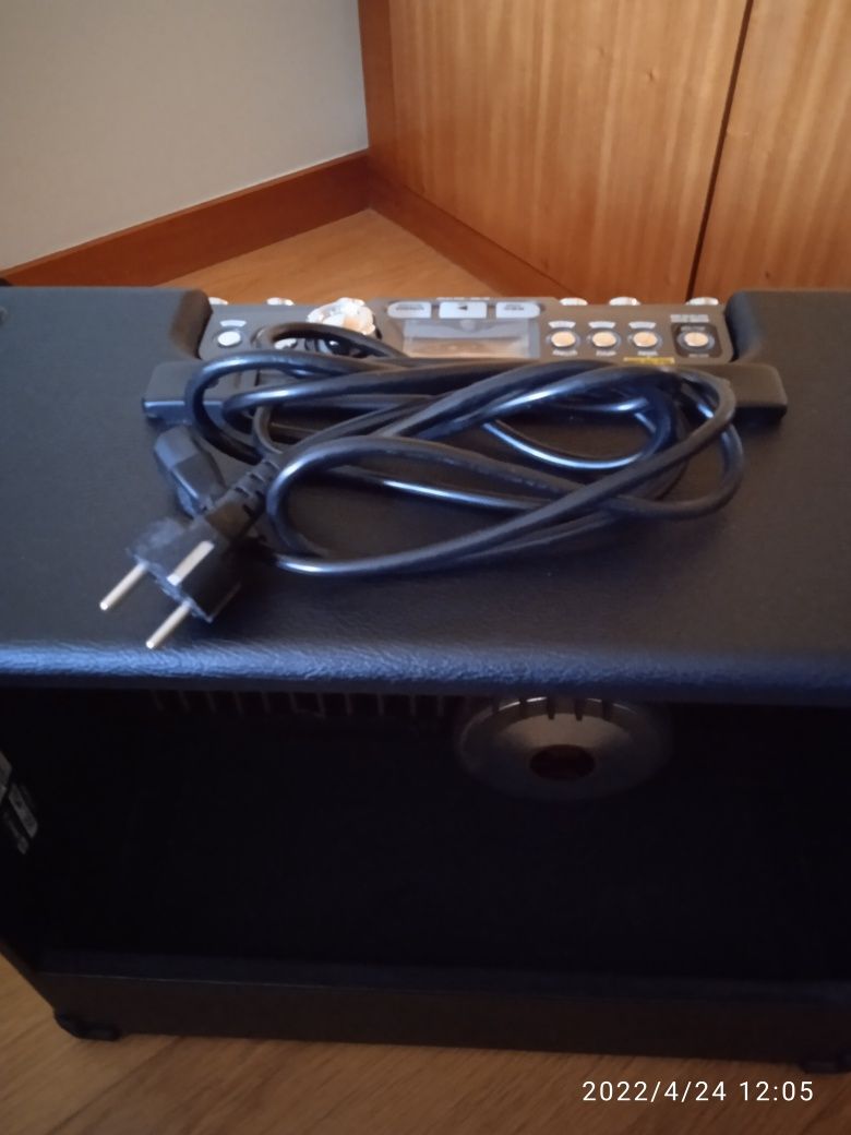 Amplificador Line6 Spider Jam 75W