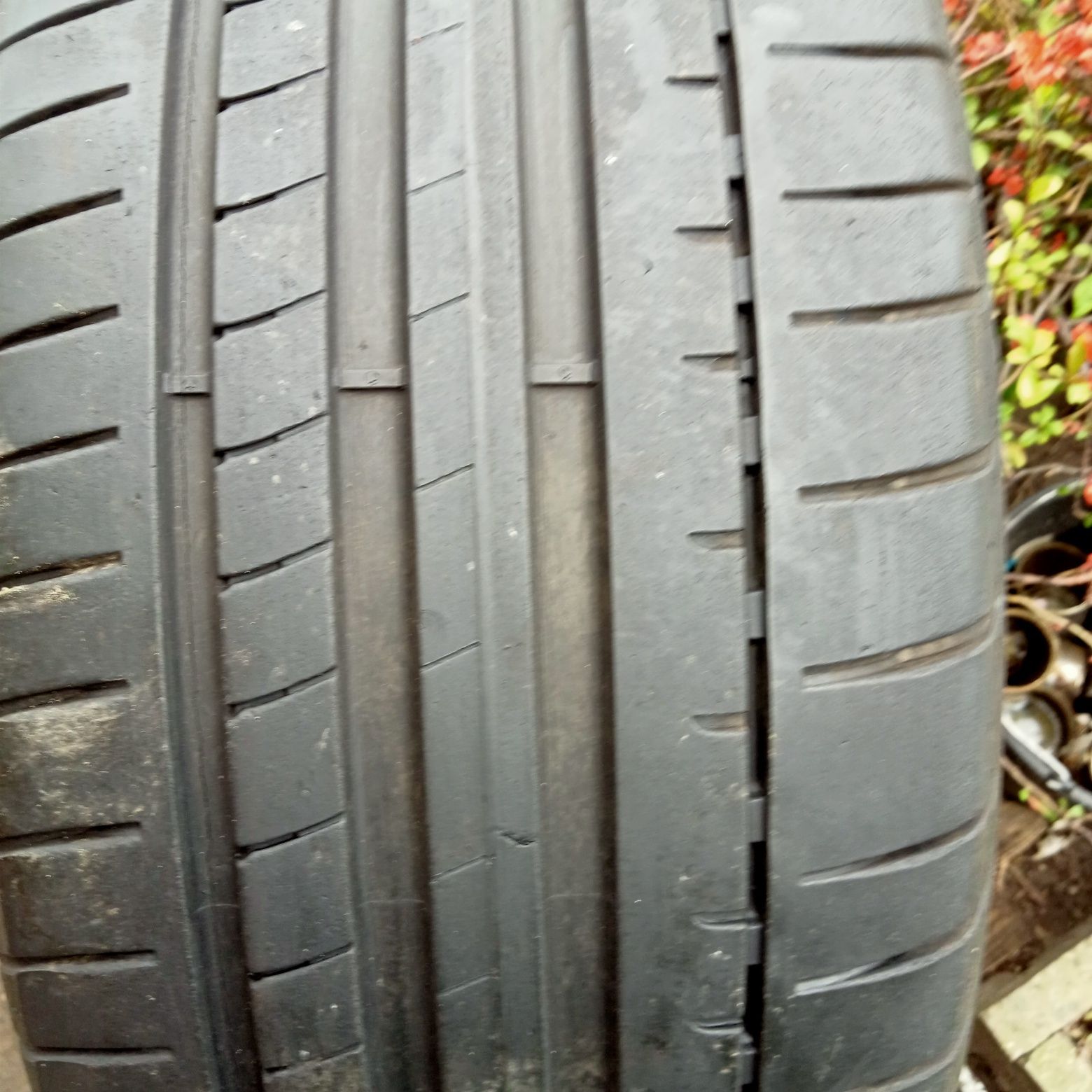 Goodyear Eagle F1 super Sport 225.40.18.92y+.6.7mm 3820r