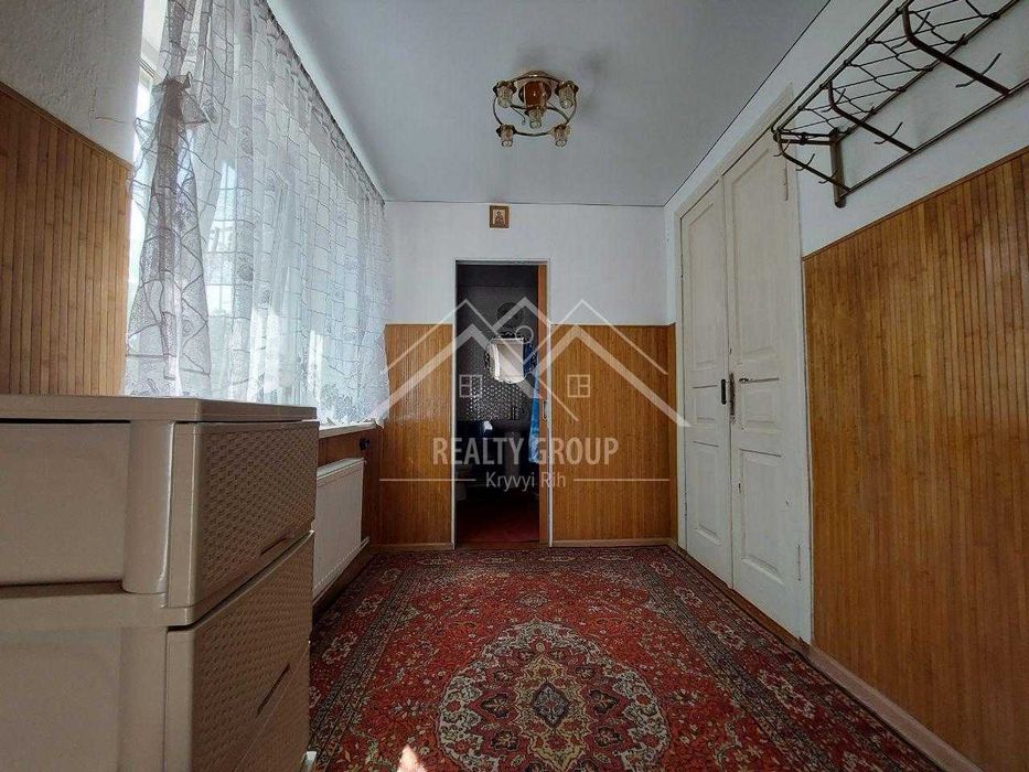 Продаж будинку з гаражем у центрі міста по вул.Кравченка