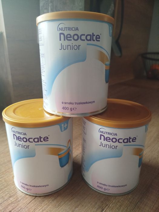 Mleko Neocate Junior truskawka 400g