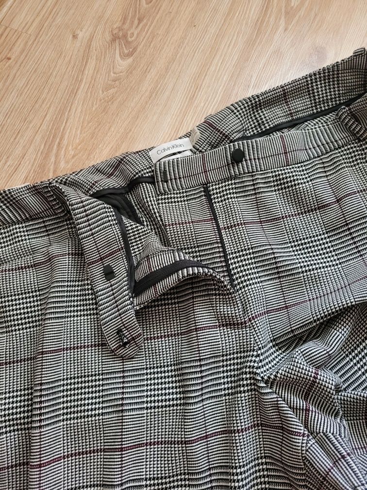 Spodnie damskie proste w kratę eleganckie Calvin Klein nowe r. 6XL/7XL