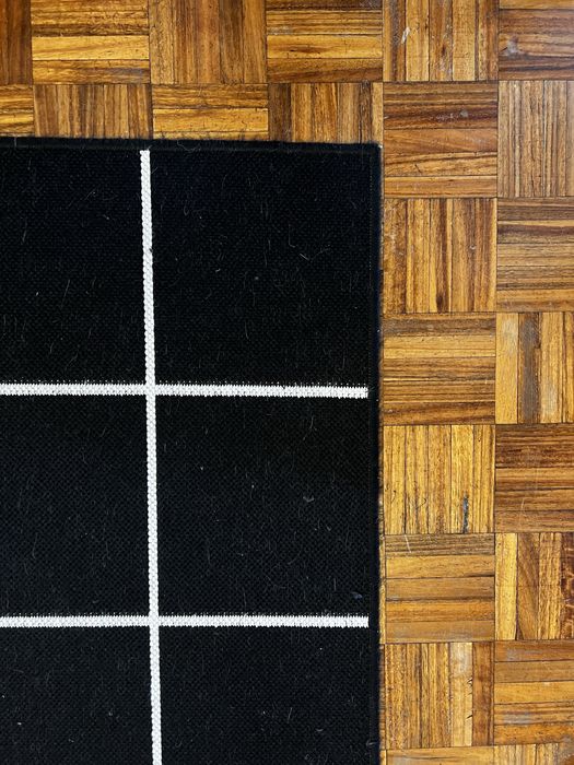 SVALLERUP tapete 200x200cms preto e branco