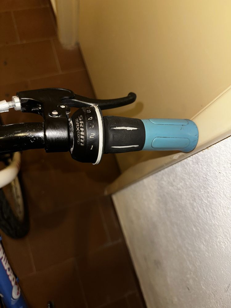 Bicicleta  Roda 20” - Usada