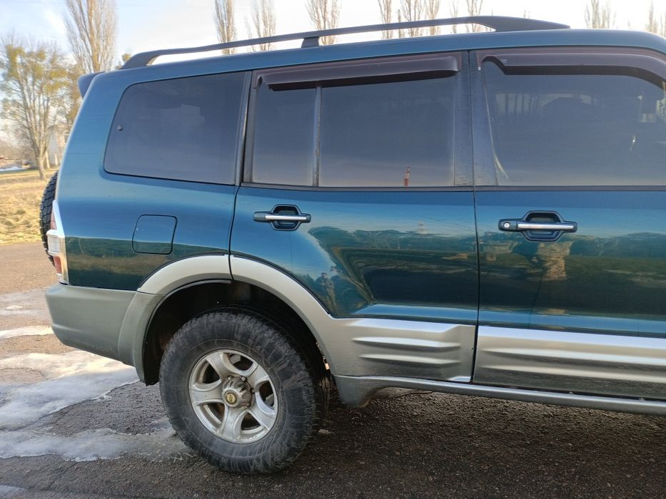 Продам Паджеро 3