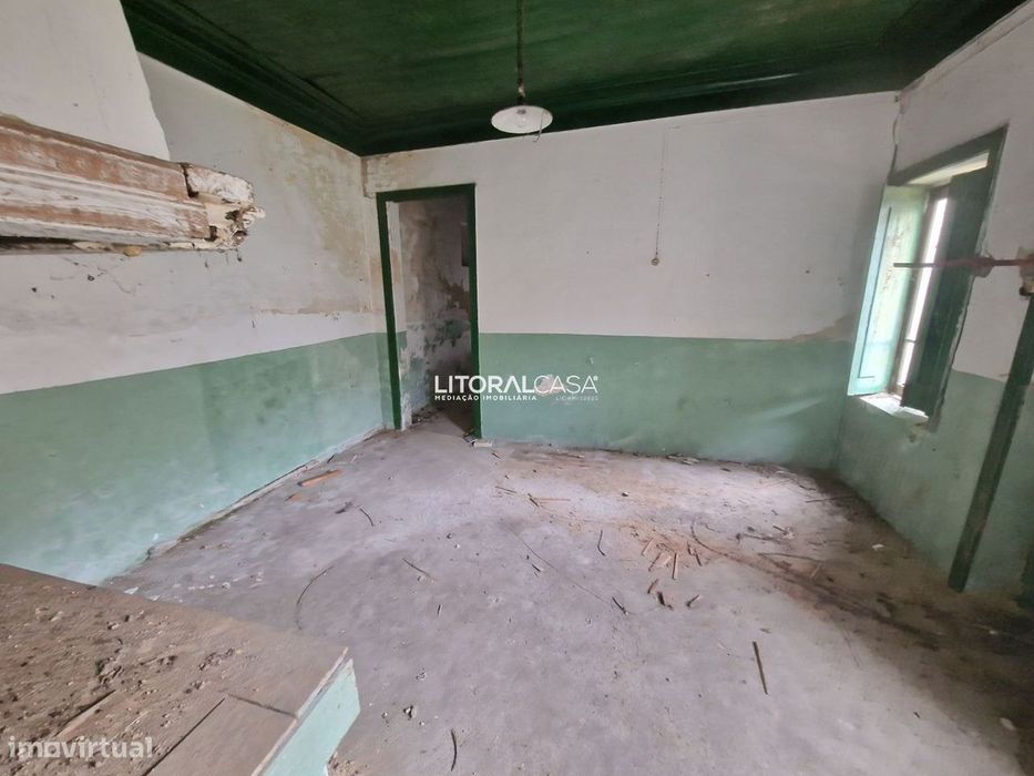 Moradia para recuperar | Esgueira