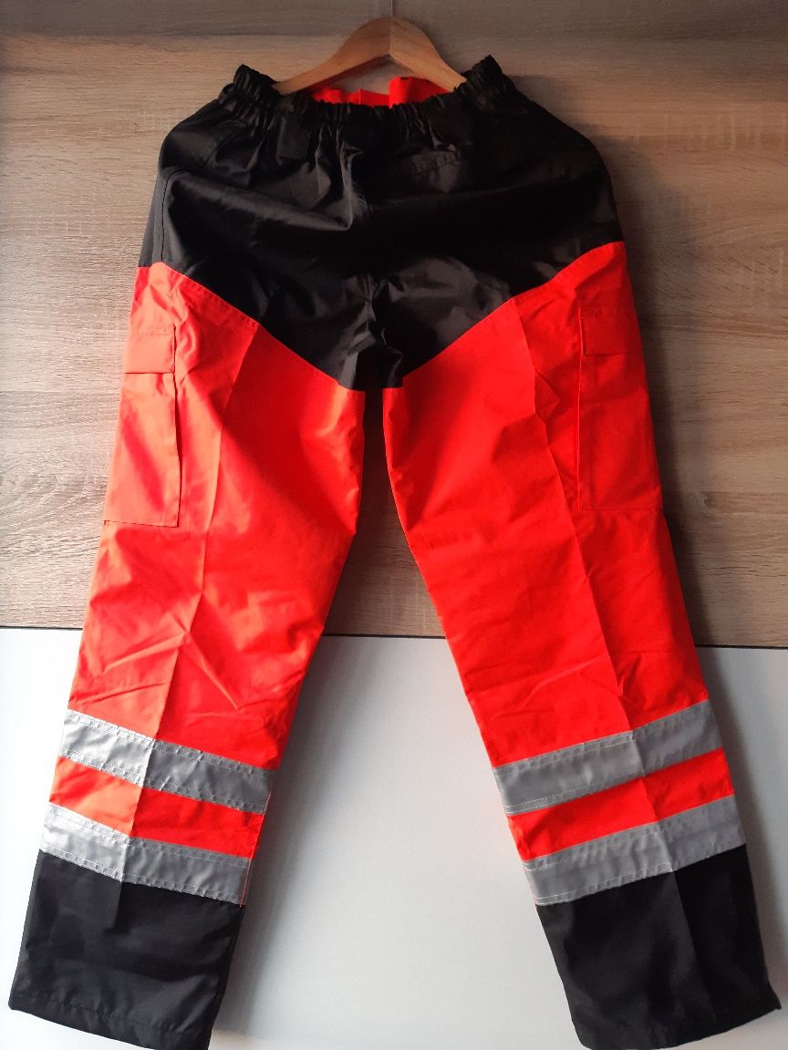 Spodnie zimowe dla ratownika medycznego