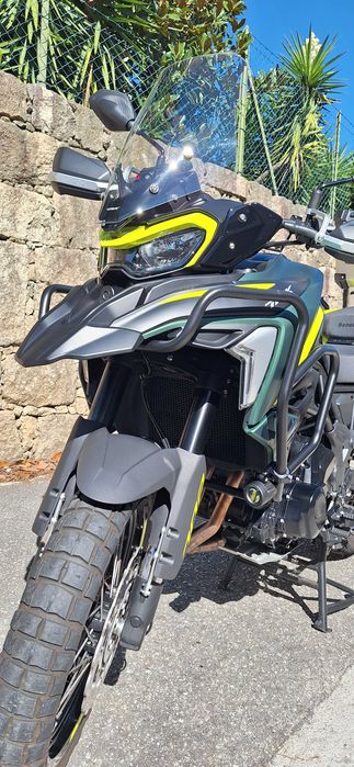 Benelli TRK 702X