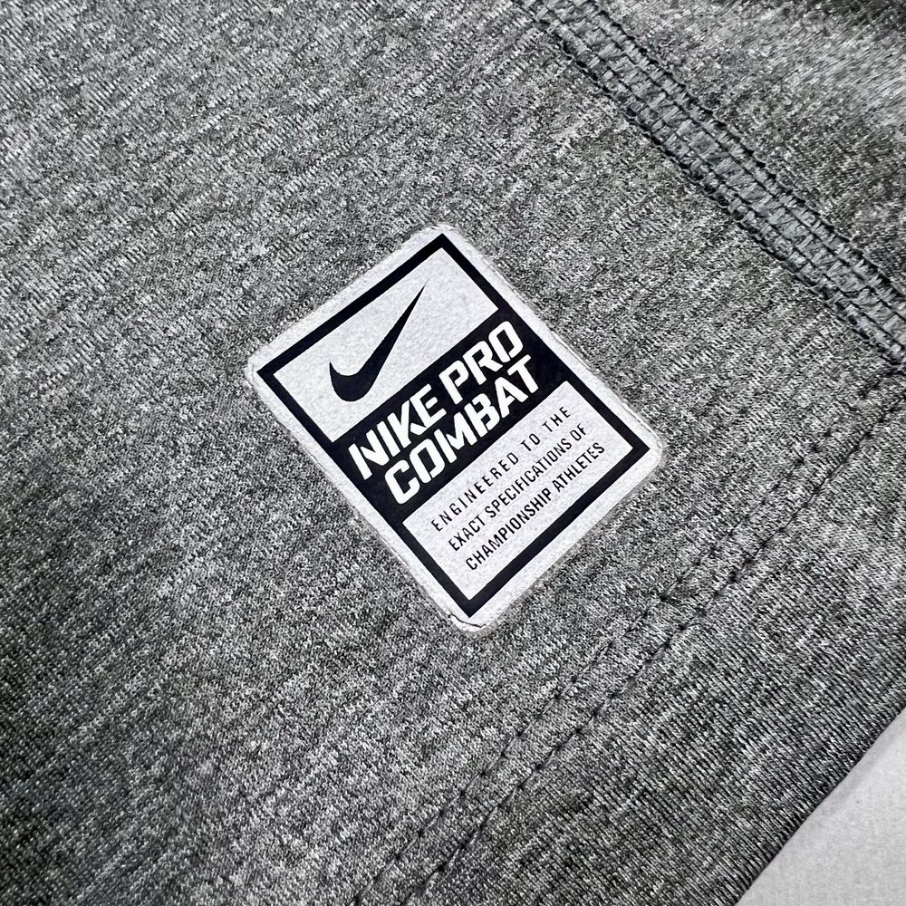 Чоловіча компресійна футболка Nike Pro Combat