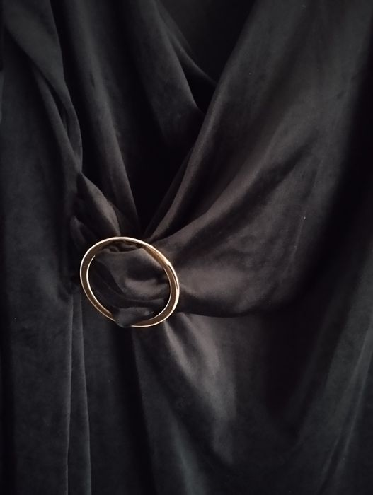 NOWA welurowa sukienka MOON