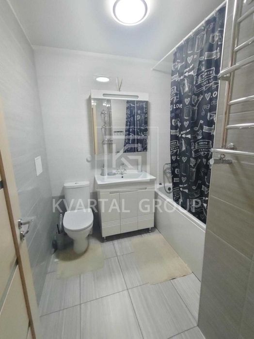 БЕЗ КОМІСІЇ! світла Однокімнатна квартира з ремонтом. ПОКРОВСЬКИЙ парк