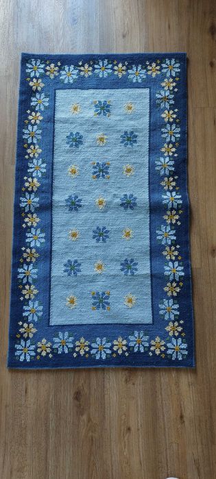 Tapete de Arraiolos novo