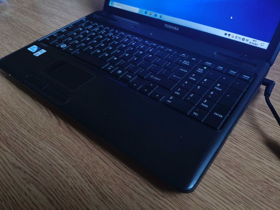 Laptop notebook Toshiba Satellite C660-12U, 3GB Ram, 250GB, Windows 10