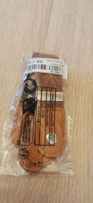 Pasek, 2 sztuki, małe, na boczne  szluwki, nowe