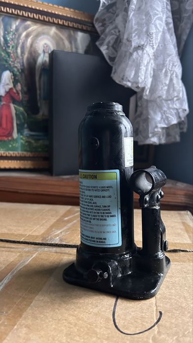 Домкрат Kia Sorento,2002-2009