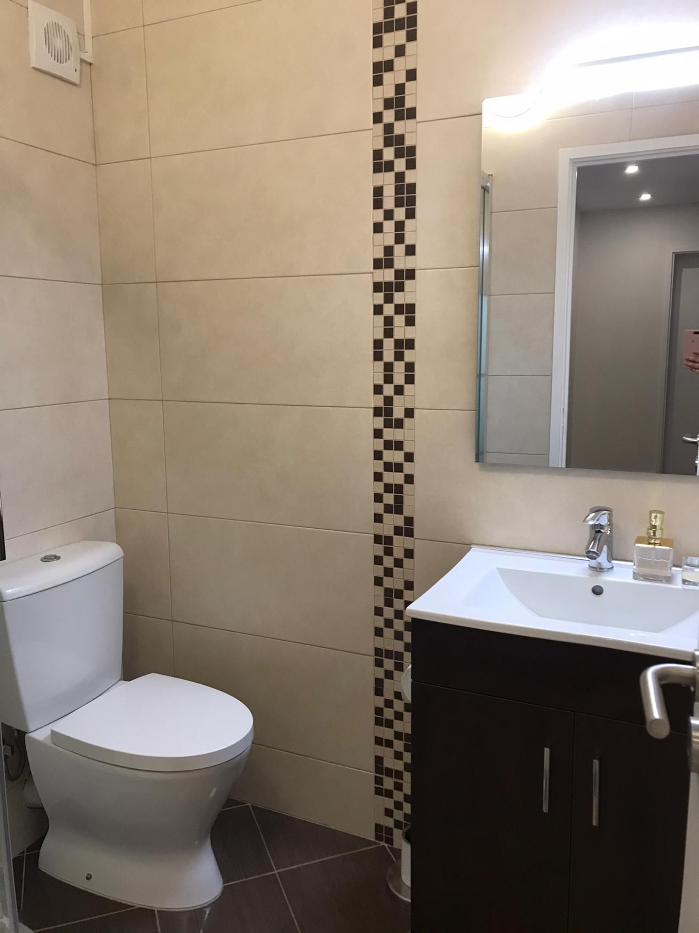 Quarto com Varanda | Ramalde | Tudo Incluído + Limpeza Semanal