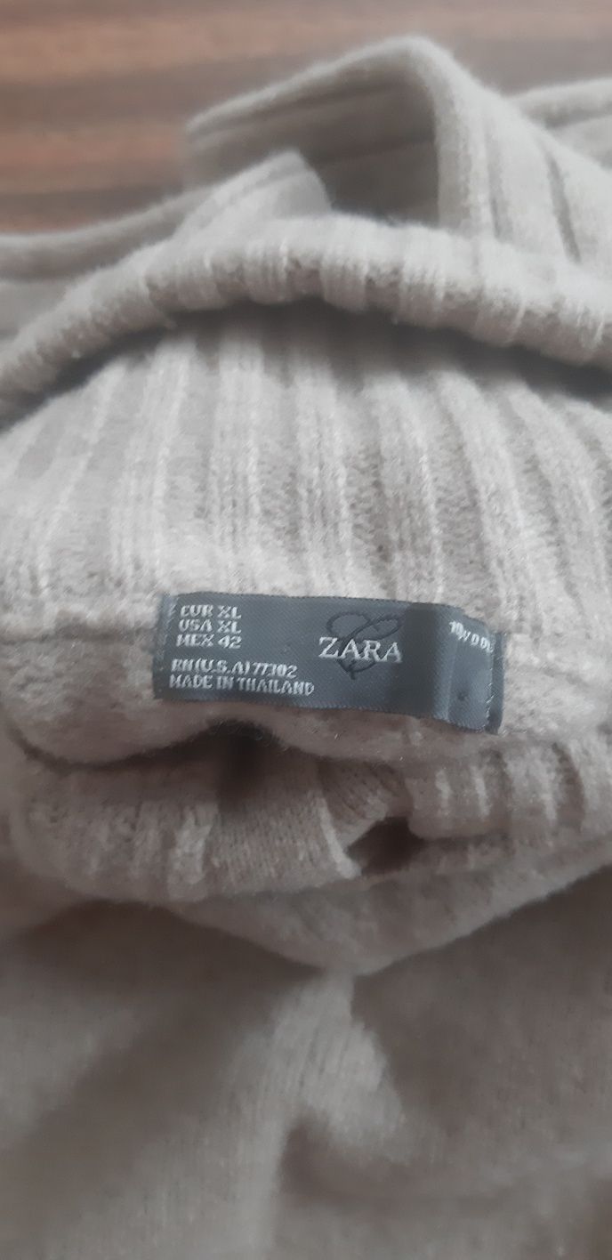 Sweterkowy golf Zara