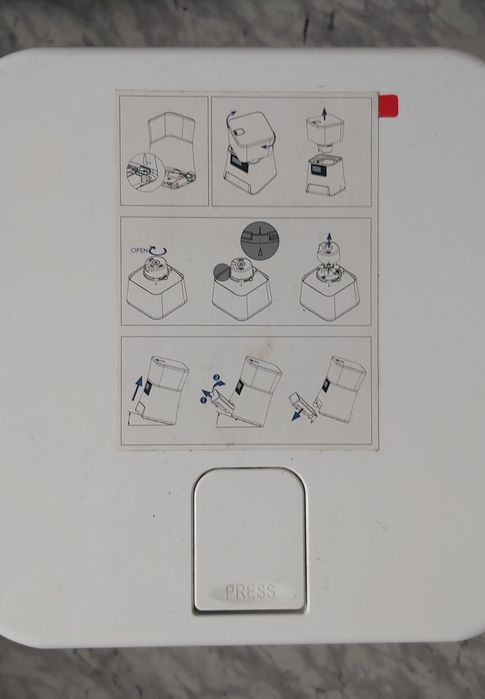 Automatyczna miska dla kota lub małego psa!