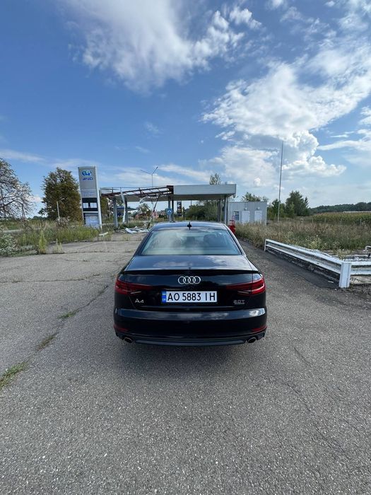 Ауді А4 б9 2017рік