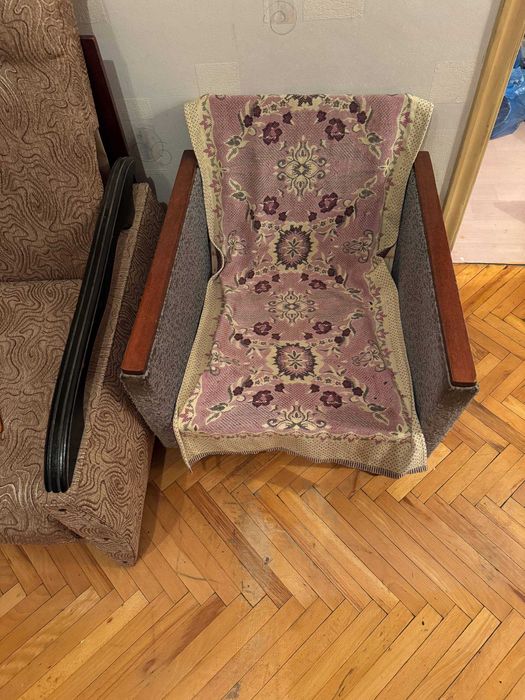 Віддам безкоштовно меблі