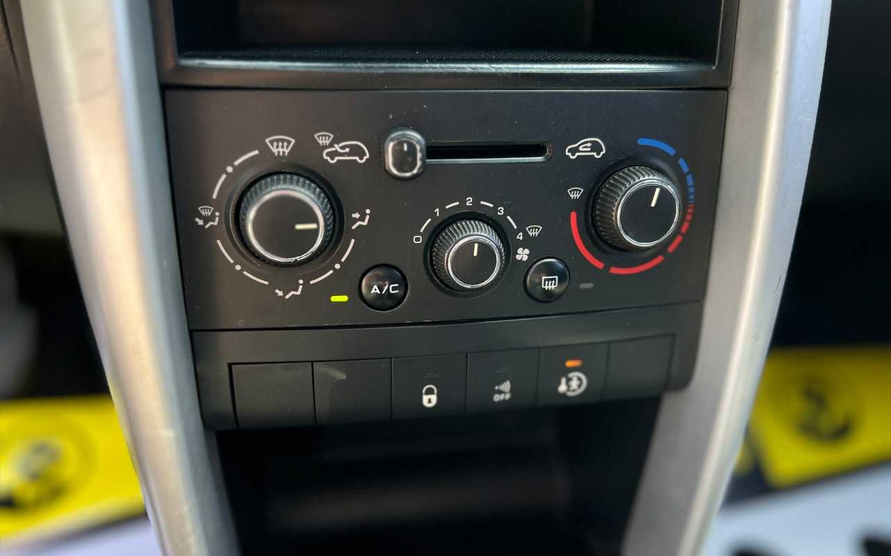 Peugeot 207 2010