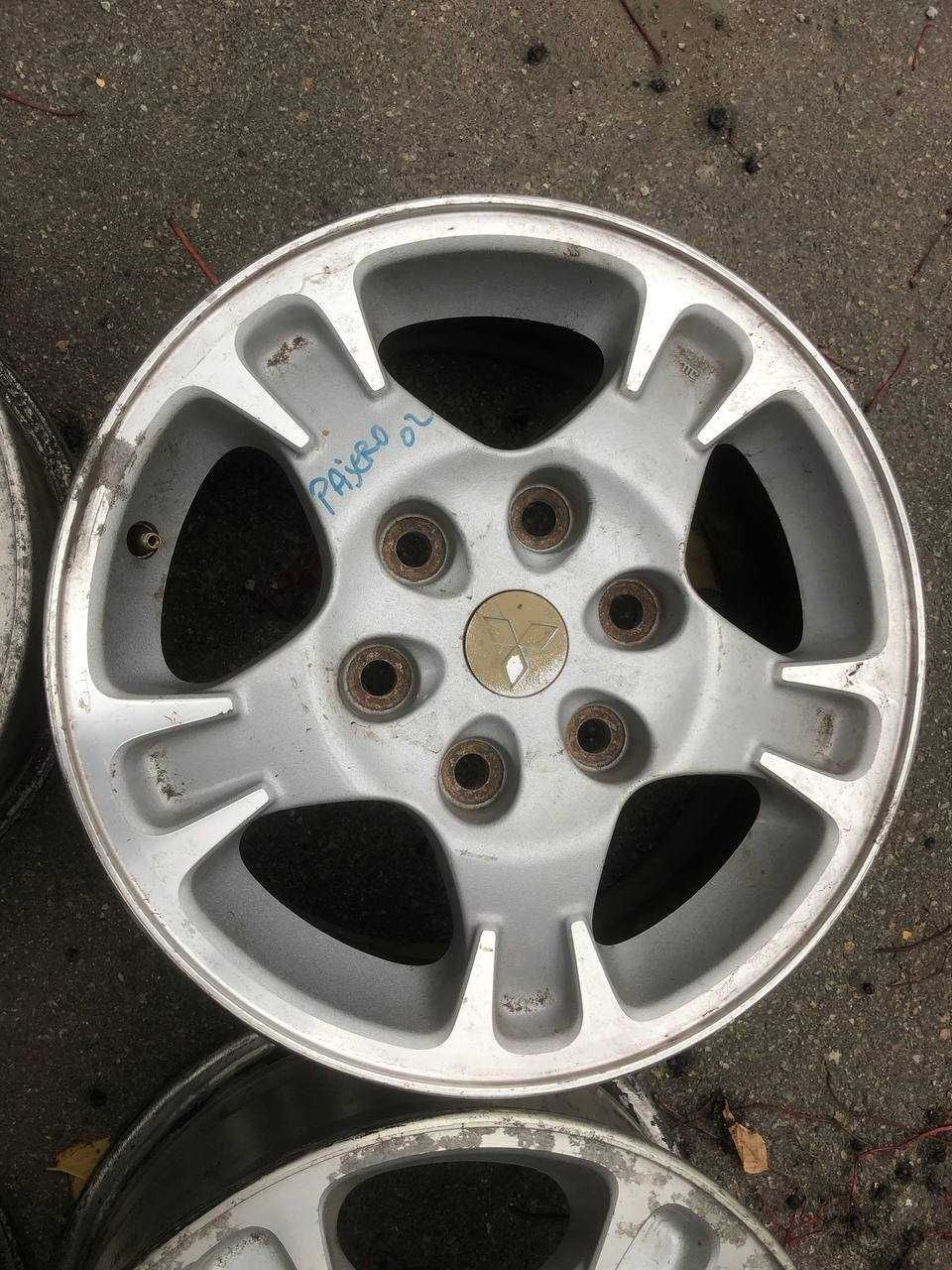 Диск колесный комплект R16 7J 7*16/6*139.7/45/67.1 MITSUBISHI Pajero