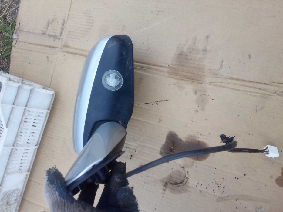 TOYOTA VERSO 09-11 lusterko lewe 7 pin kolor 1F7 srebrne