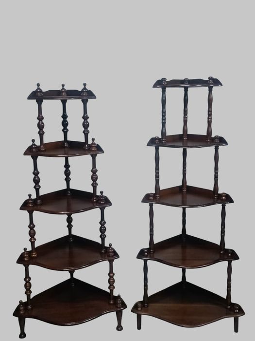 Вінтажна кутова   етажерка , висока  дубова етажерка