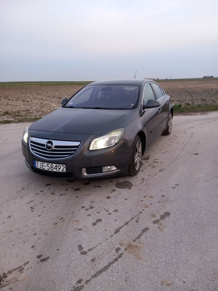 Opel Insignia 2.0 160KM