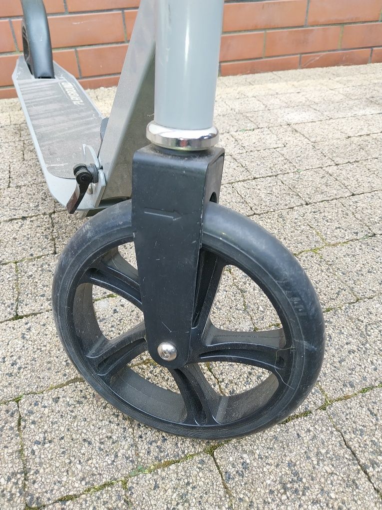 Hulajnoga aluminiowa, z szybkim  składaniem  jak Crivit  Lidl