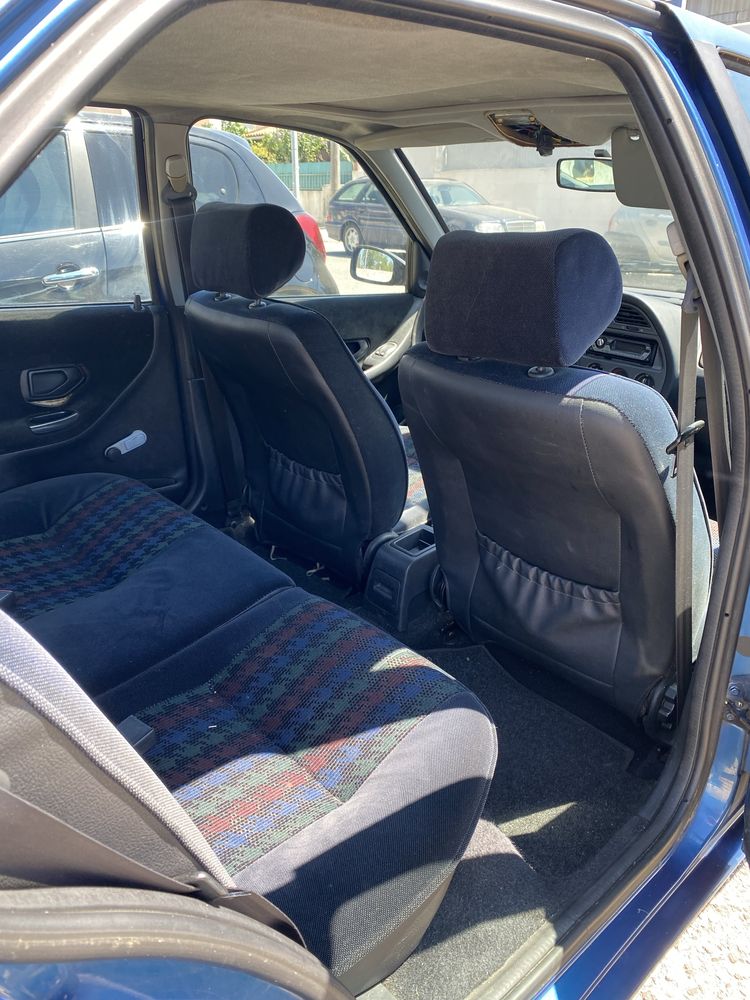 Vendo pegeout 306 a gas