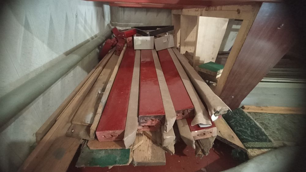 Продам більярдний стіл.