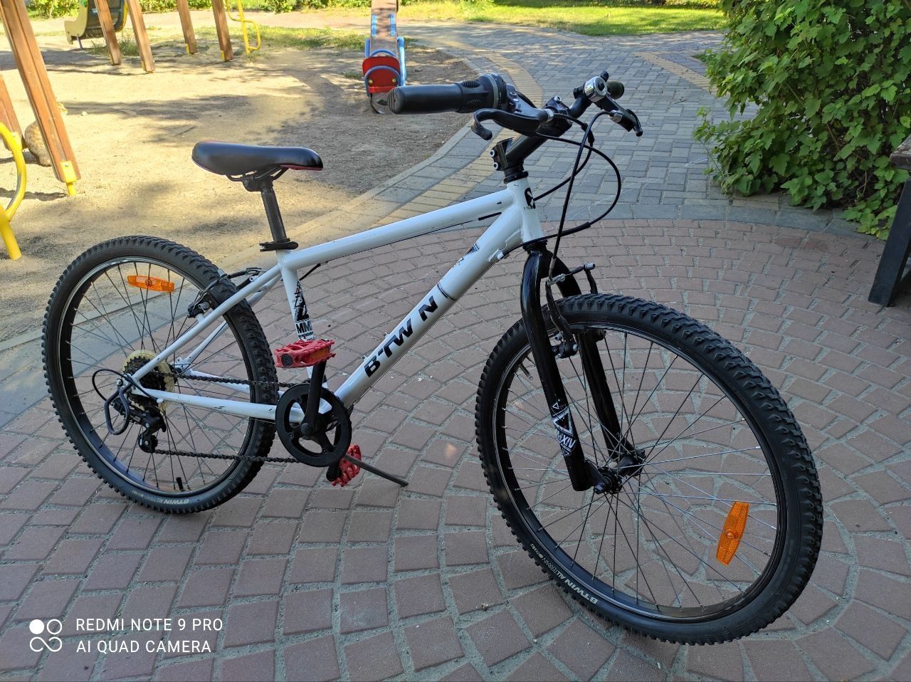 Велосипед детский B'TWIN MTB Rockrider 300 24 "