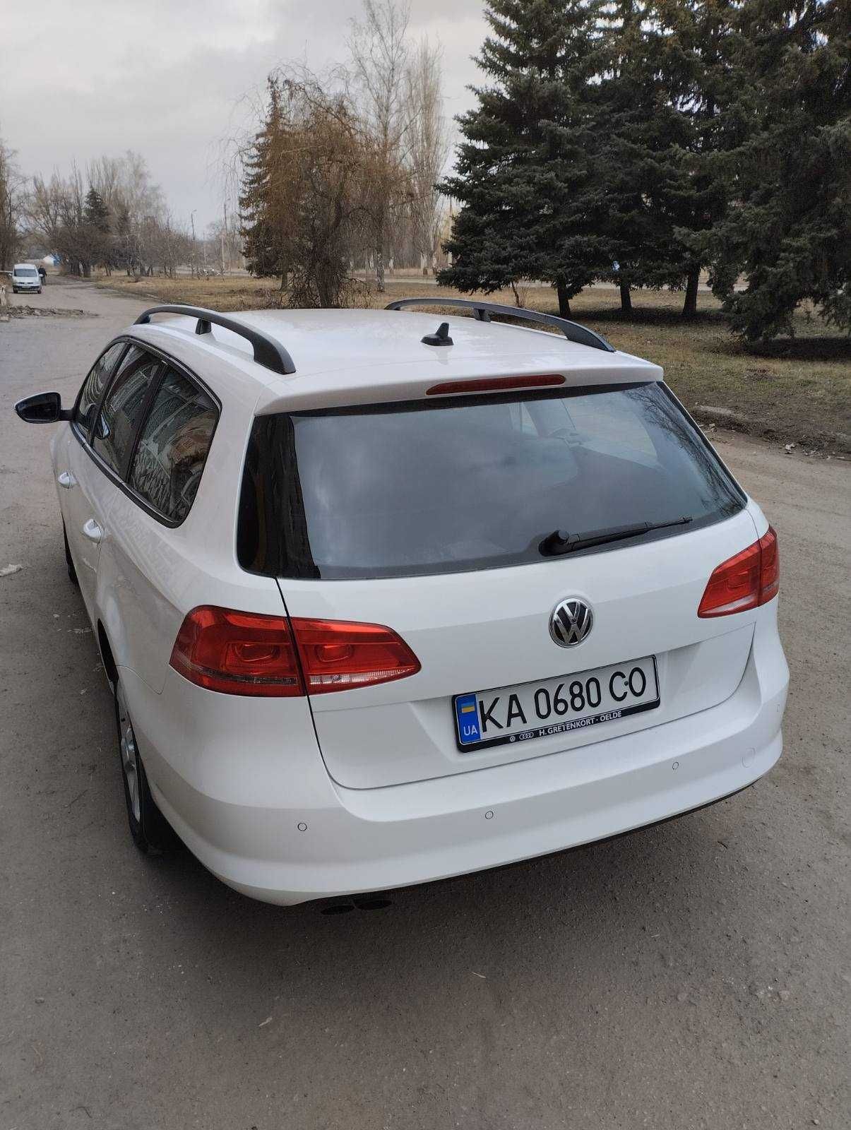 Volkswagen Passat B7 2013 2л дизель, механіка 6-ступ.