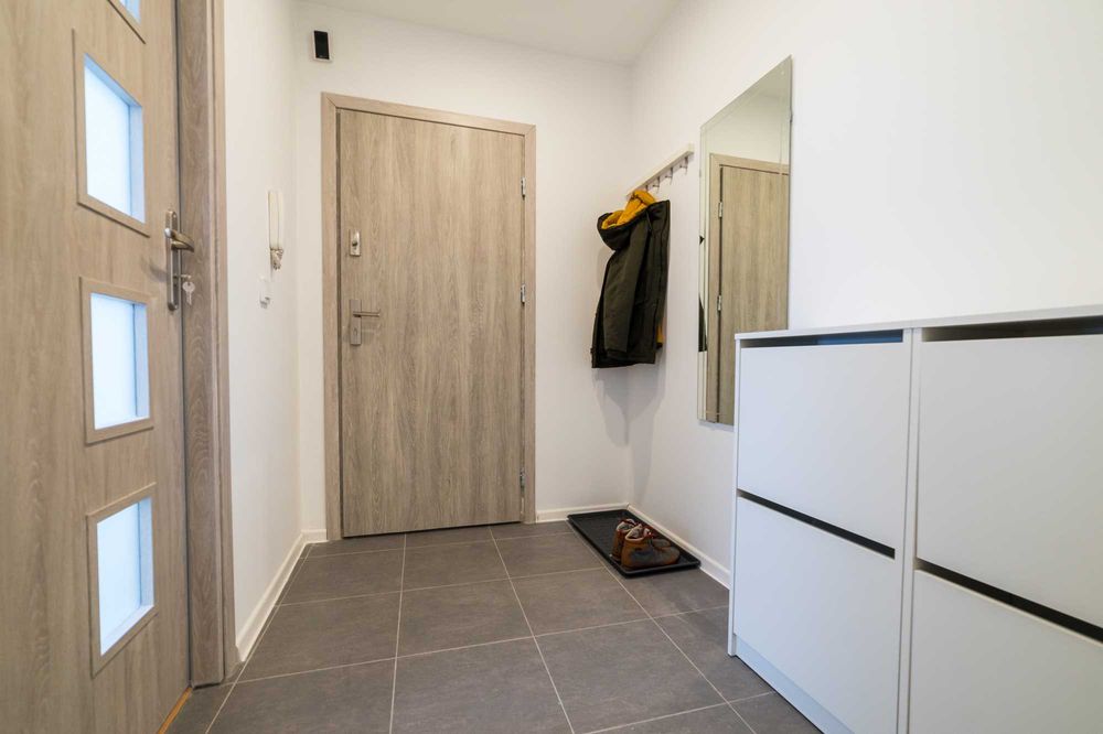 Wynajmę pokój w mieszkaniu w bloku na 9 piętrze Katowice Zawodzie