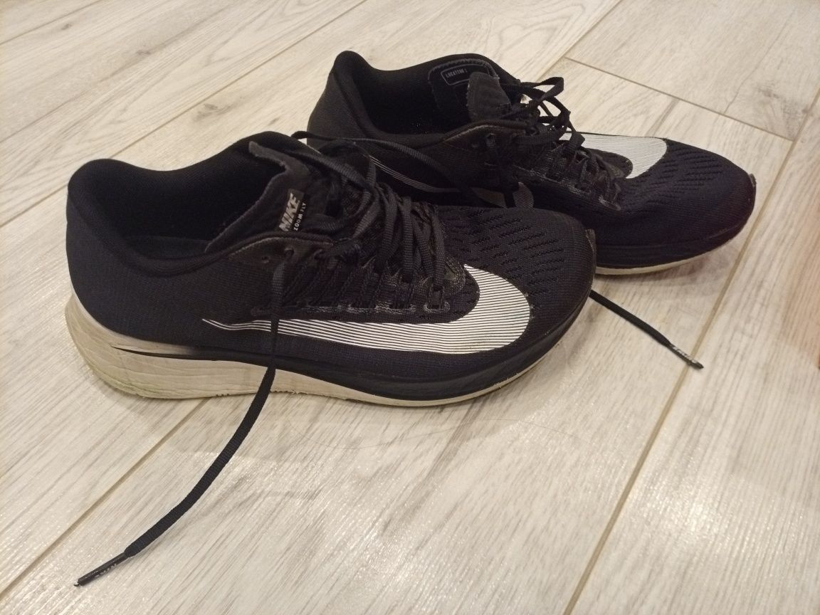 Buty do biegania Nike Zoom Fly 2 rozm.40,wiosenne,na wiosnę