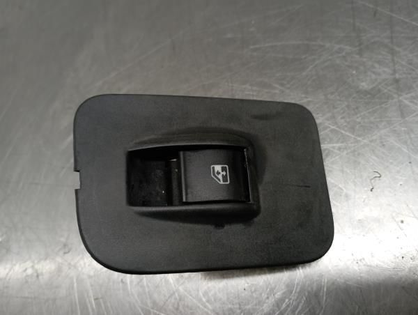 Comando / botão / interruptor vidros trás direito CITROËN Nemo Van (AA