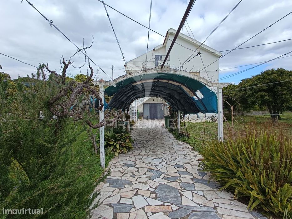 Moradia com licença de utilização em  Augi já concluída