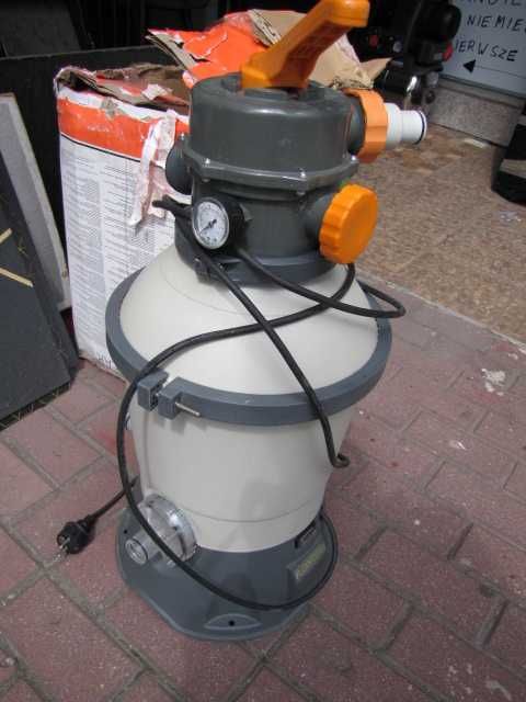 Pompa piaskowa do basenu filtrująca 3028 L/H BESTWAY 58515