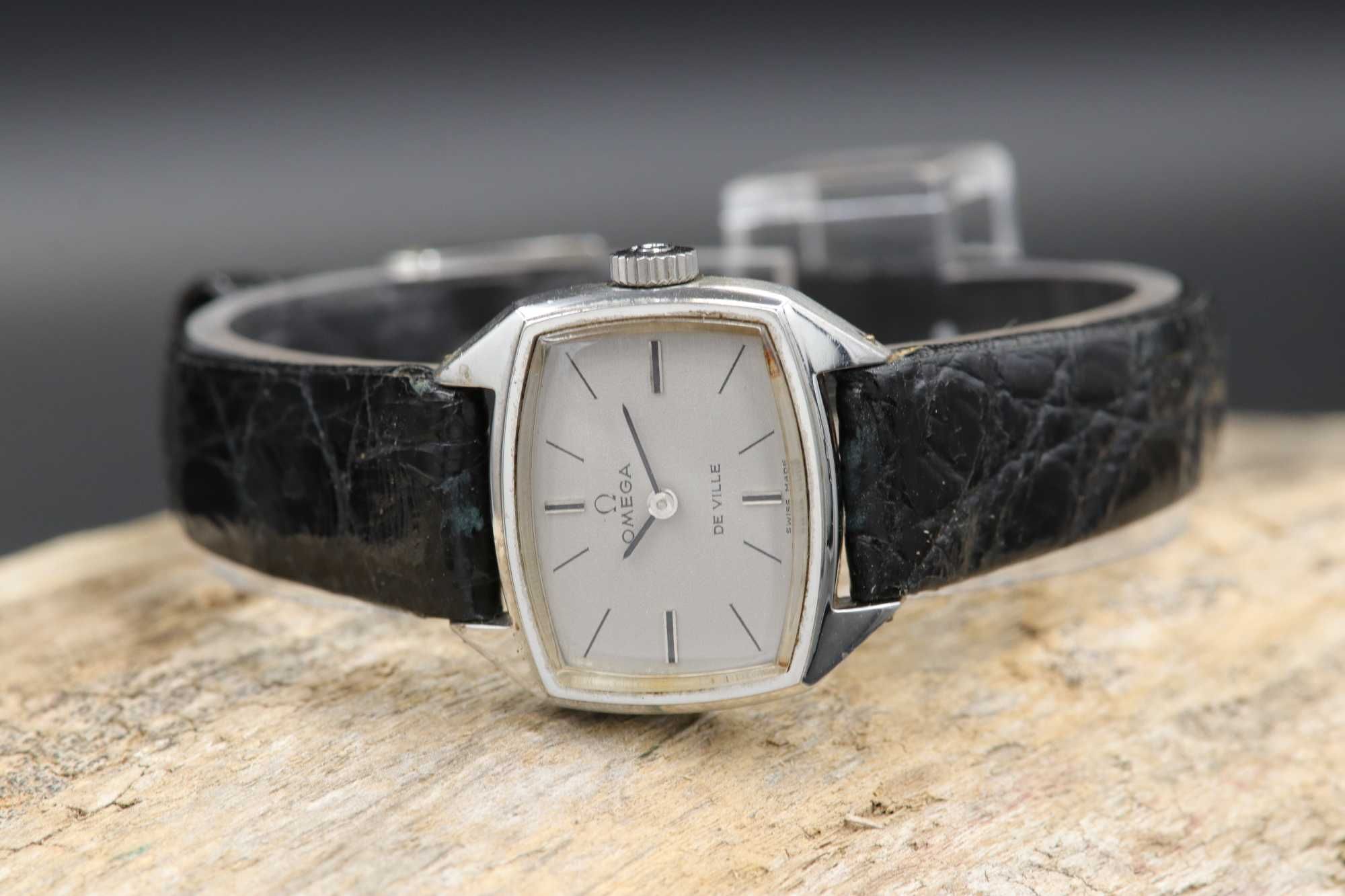 Zegarek Omega
DE VILLE damski Cal.485 Vintage Gwarancja 12 miesięcy