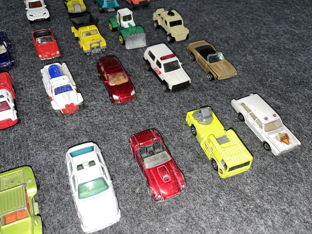 Zestaw samochodów Matchbox 25