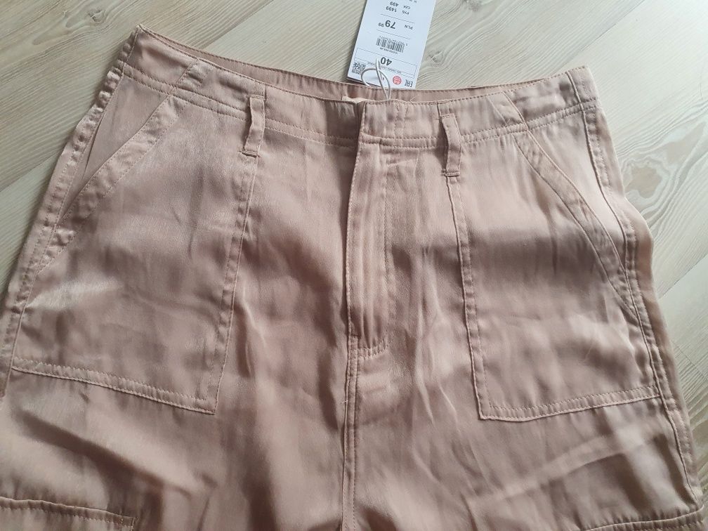 Nowe spodnie Cropp 40 cienkie na lato