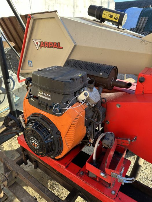 Продам подрібнювач гілок Арпал Arpal АМ 160 К