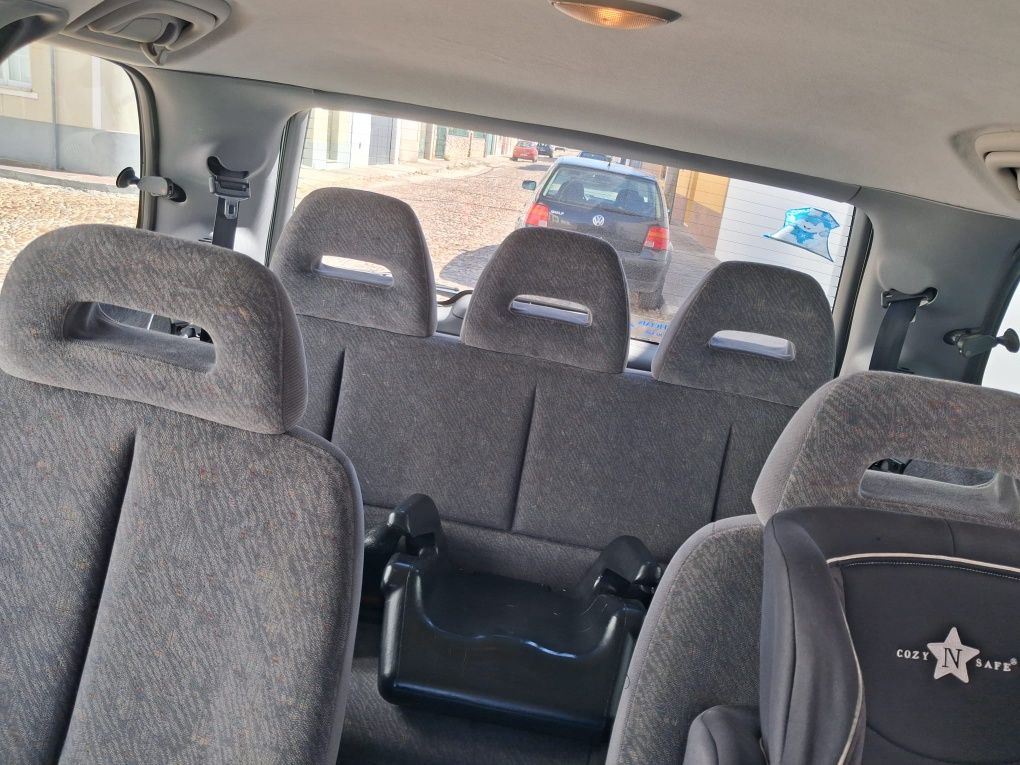 Chrysler Voyager Madison impecável