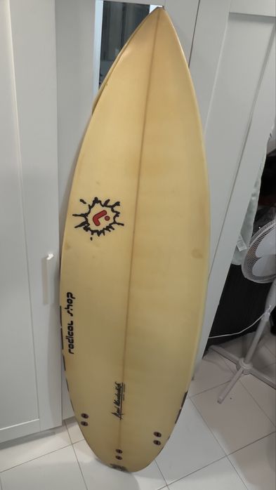 Prancha de surf muito pouco uso