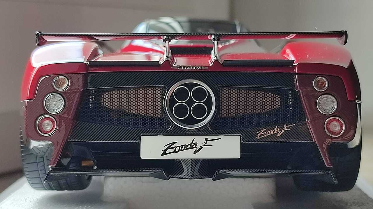 Almost Real+ 1/18 Pagani Zonda F Rosso Monza [nie AUTOart)
