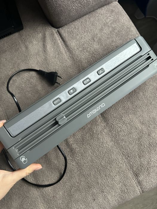 Новий вакууматор