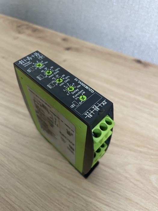 Реле контролю напруги